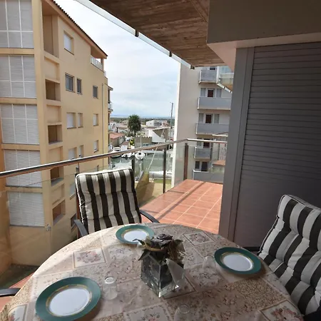 Rnet - Les Marines Mestral Costa Brava Roses