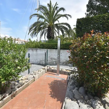 Rnet - Les Marines Mestral Costa Brava Apartment Roses